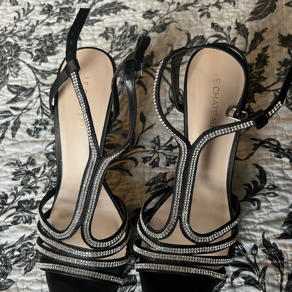 Le Chateau heels size 8 - Picture 3 of 3